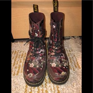 Red/Maroon floral used doc martens/dr. Martens